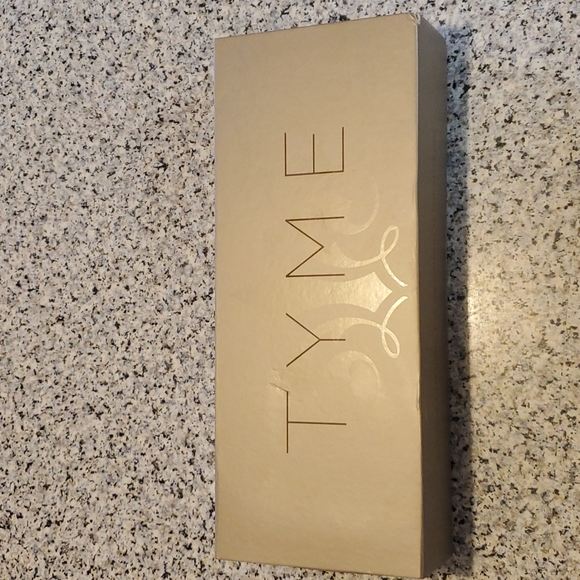 Tyme Pro Curling Iron - Picture 3 of 9